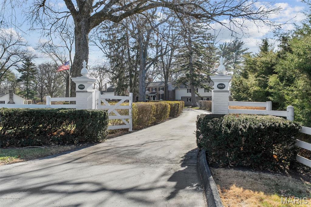 9928 Litzsinger Road