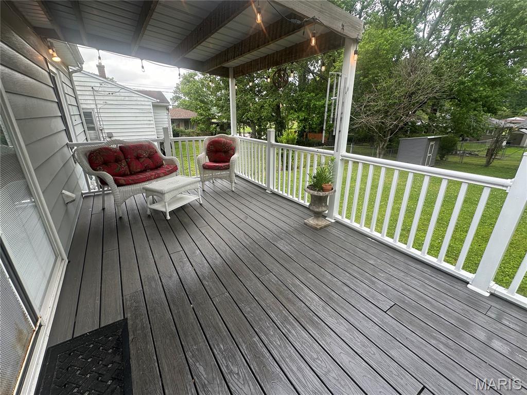 Sunset Terrace - Residential