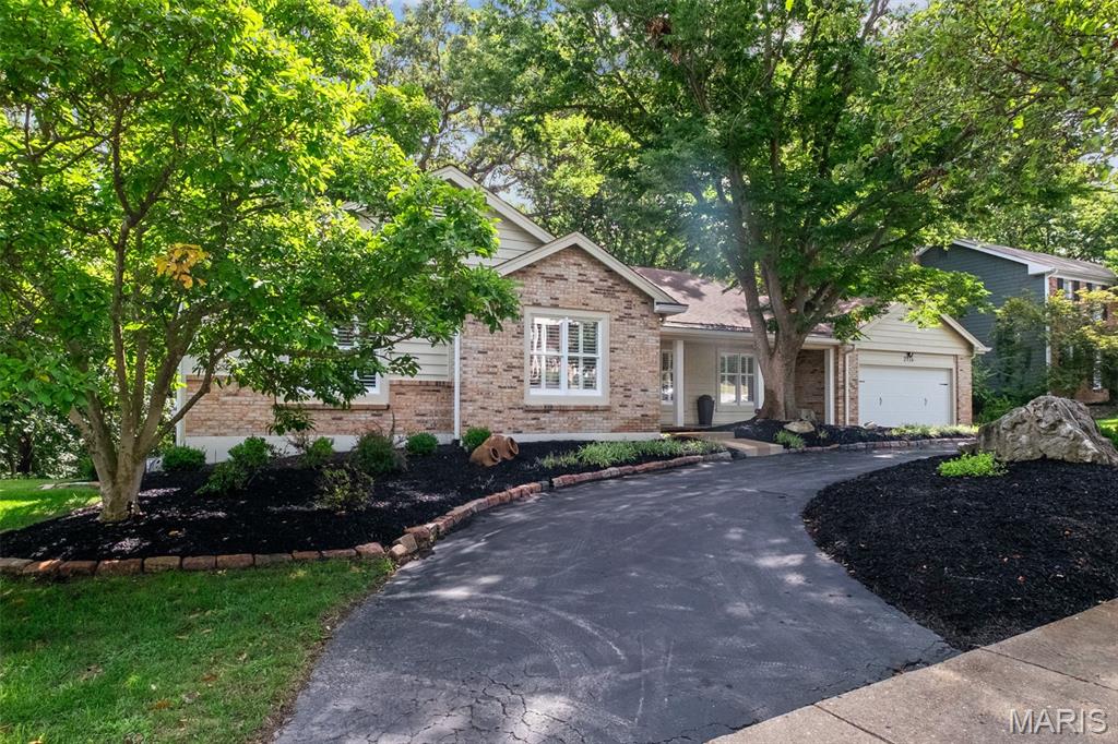 2726 Autumn Run Court