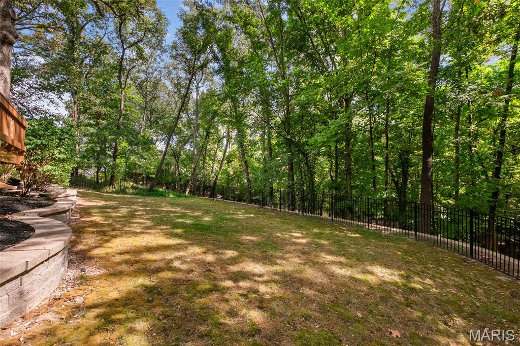 2726 Autumn Run Court