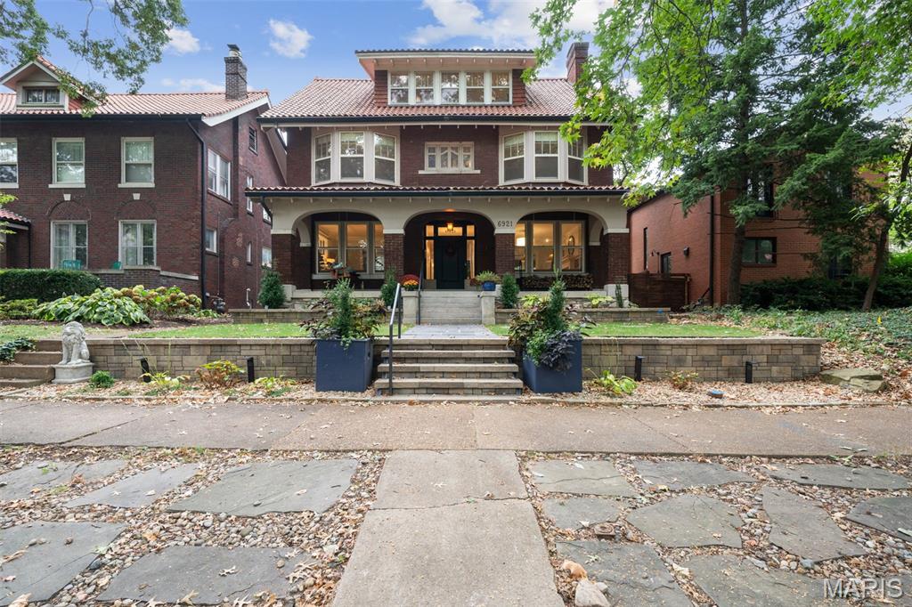 Ames Place - Residential