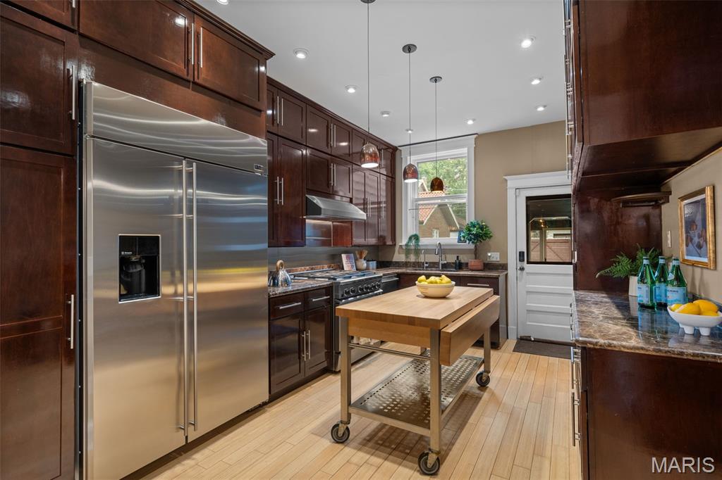 Ames Place - Residential