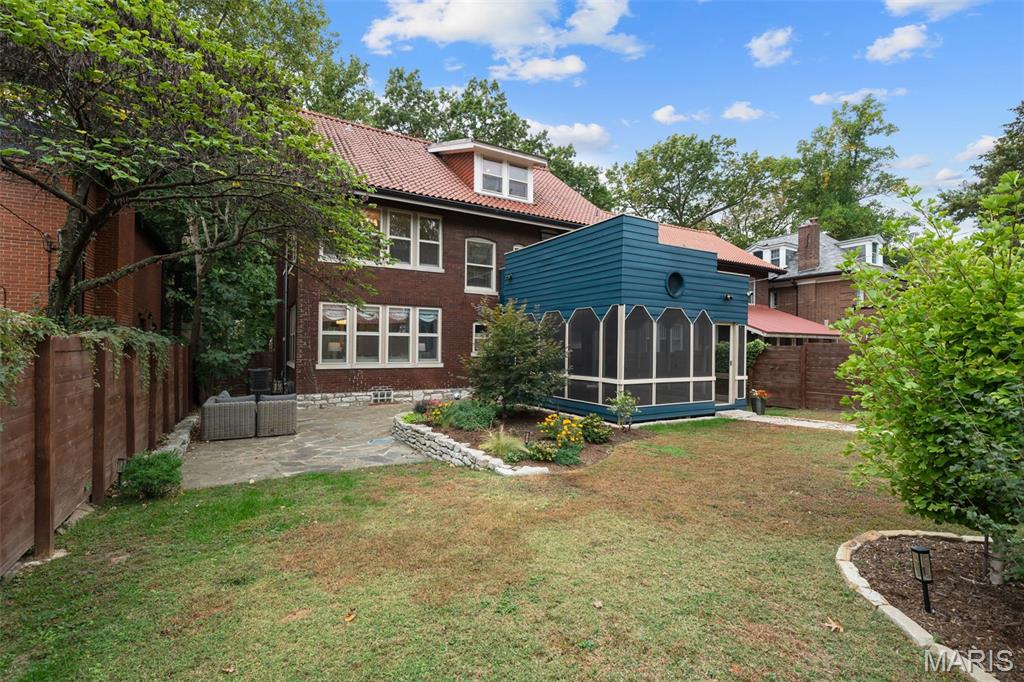 Ames Place - Residential