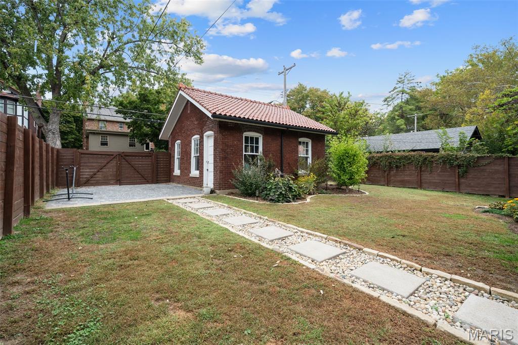 Ames Place - Residential