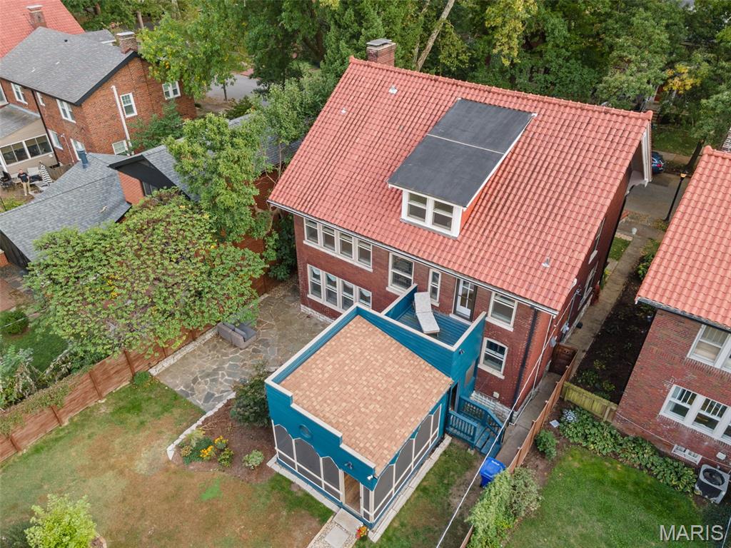 Ames Place - Residential