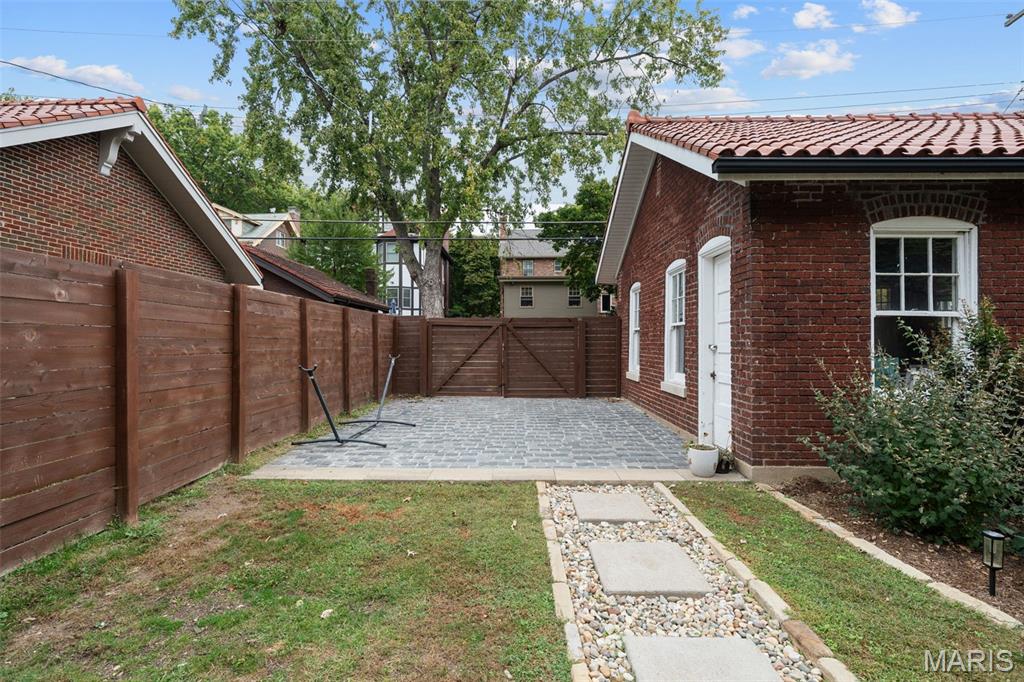 Ames Place - Residential