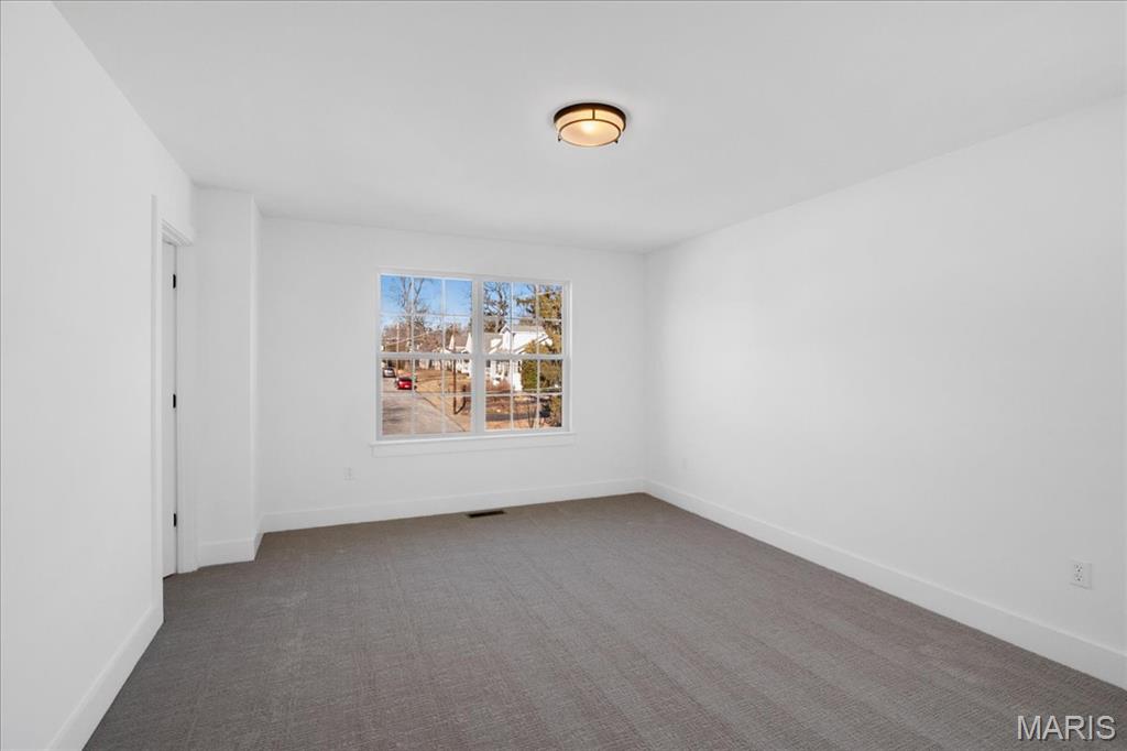 JM Berrys ADD to Brentwood Station - Residential