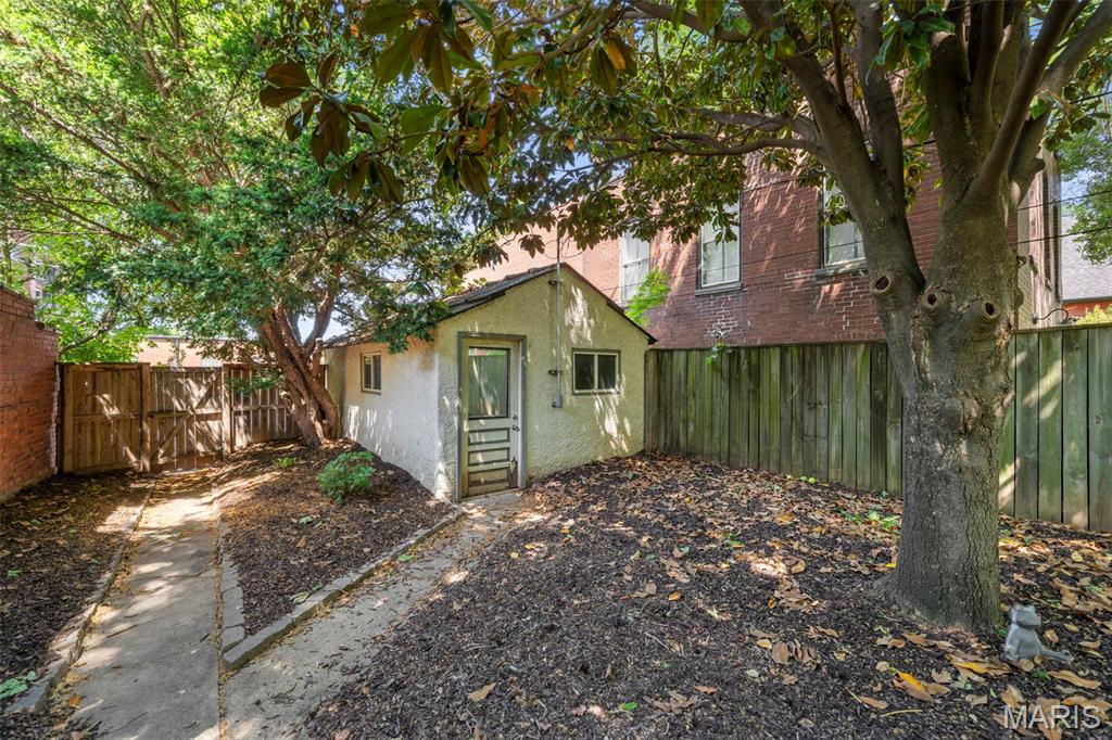 Lindells Add 02 - Residential