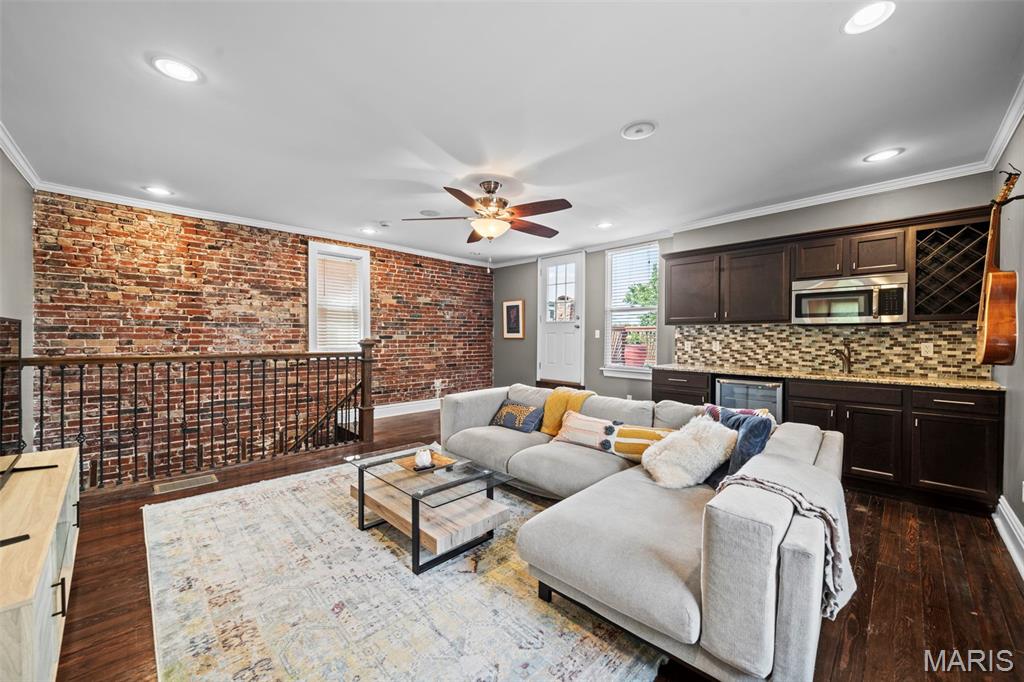 Lindells Add 02 - Residential