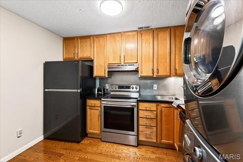 Tiny photo for 1540 High School Drive, Brentwood, MO 63144 (MLS # 26030281)