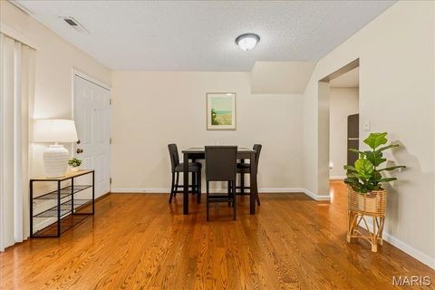Tiny photo for 1540 High School Drive, Brentwood, MO 63144 (MLS # 26030281)