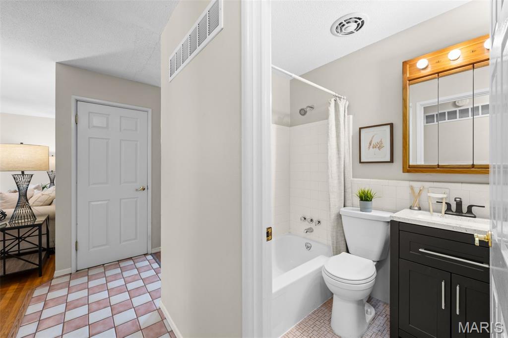 Maple Hills South 2 - Residential