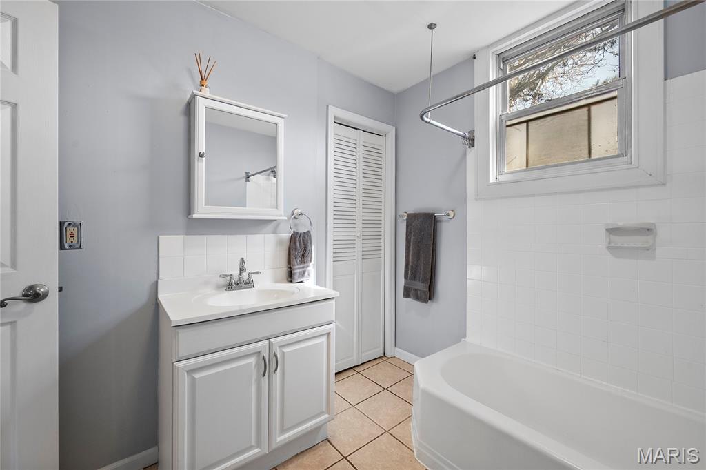 Rannells Add To Maplewood - Residential