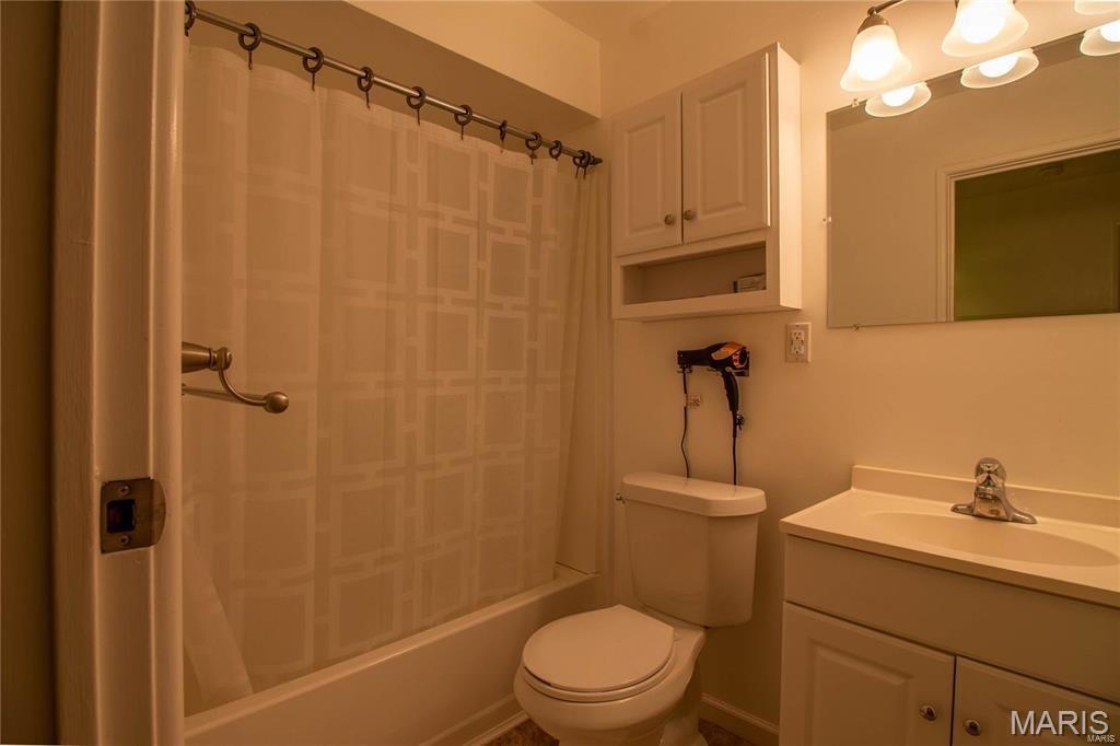 St Louis, Missouri 63122, United States, 3 Bedrooms Bedrooms, ,3 BathroomsBathrooms,Residential,Active,150170