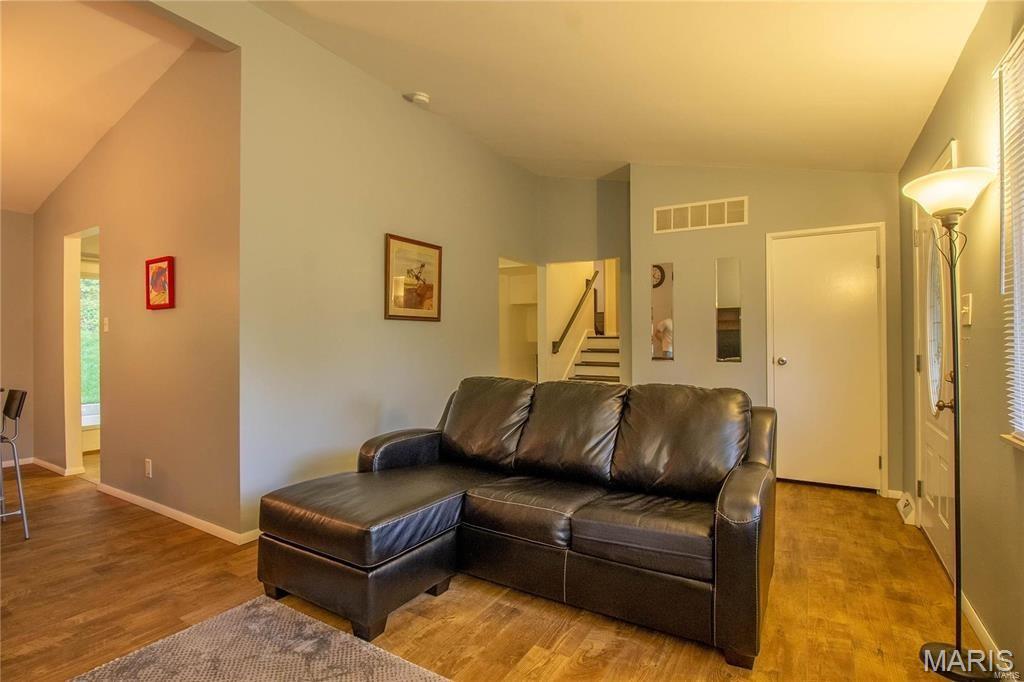 St Louis, Missouri 63122, United States, 3 Bedrooms Bedrooms, ,3 BathroomsBathrooms,Residential,Active,150170
