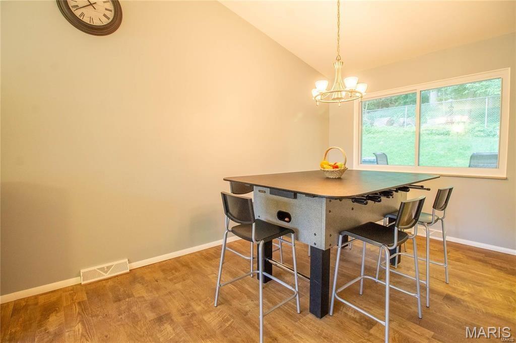 St Louis, Missouri 63122, United States, 3 Bedrooms Bedrooms, ,3 BathroomsBathrooms,Residential,Active,150170