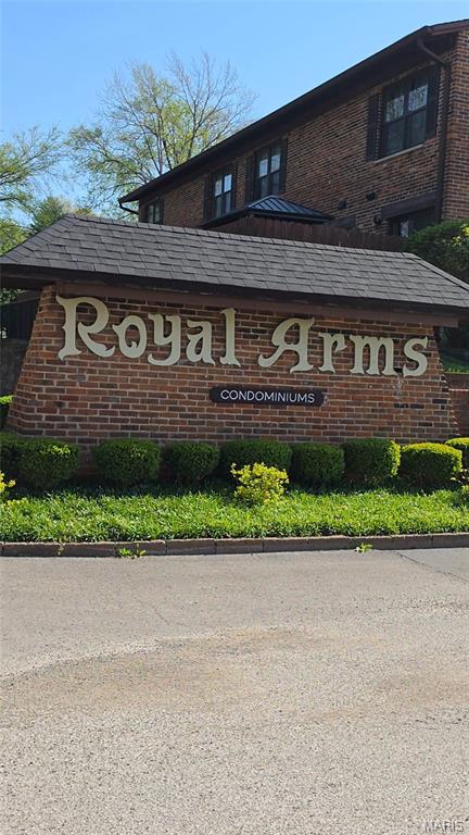Royal Arms Condo Bldg 7939 - Residential Lease