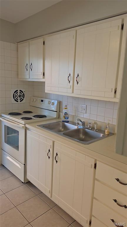 Royal Arms Condo Bldg 7939 - Residential Lease