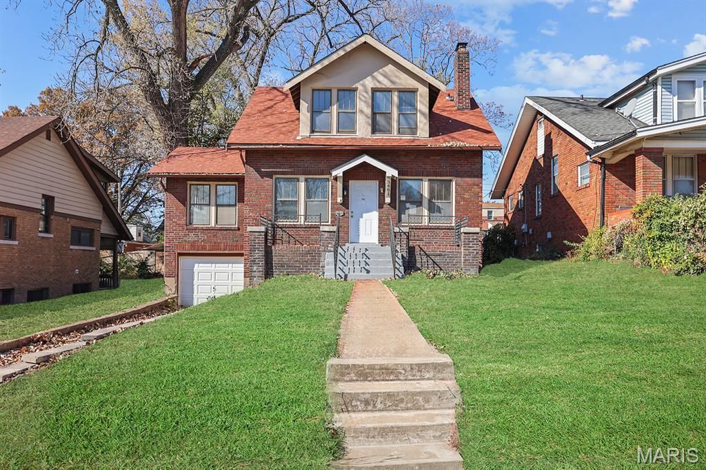 Photo of 3601 Ridgedale Avenue, St Louis, MO 63121 (MLS # 26038144)
