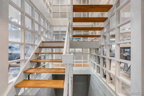 Tiny photo for 1033 Huthmaker Avenue, Kirkwood, MO 63122 (MLS # 26022735)