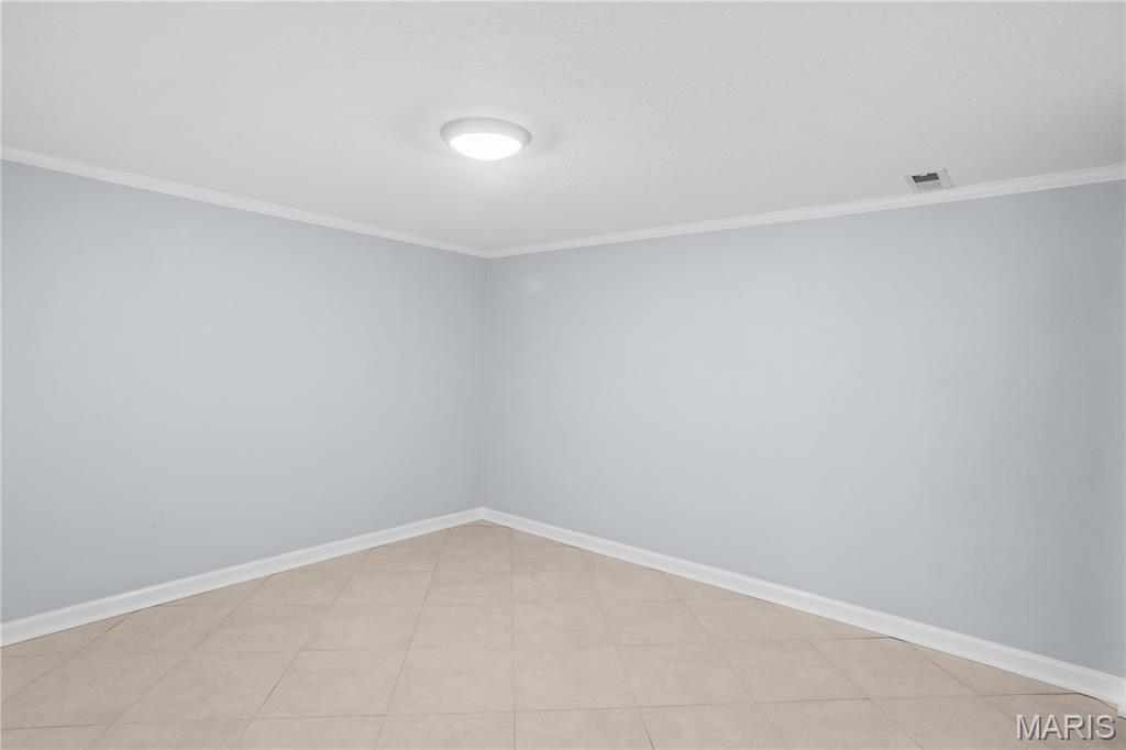 Mayer Wedgwood Green Pheasant Run - Residential