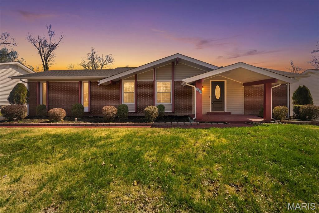 Mayer Wedgwood Green Pheasant Run - Residential