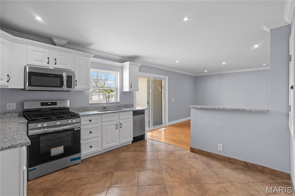 Mayer Wedgwood Green Pheasant Run - Residential