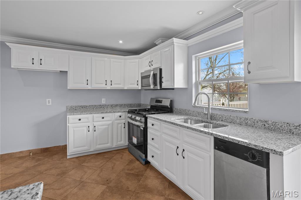 Mayer Wedgwood Green Pheasant Run - Residential