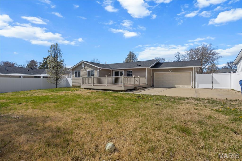 Mayer Wedgwood Green Pheasant Run - Residential