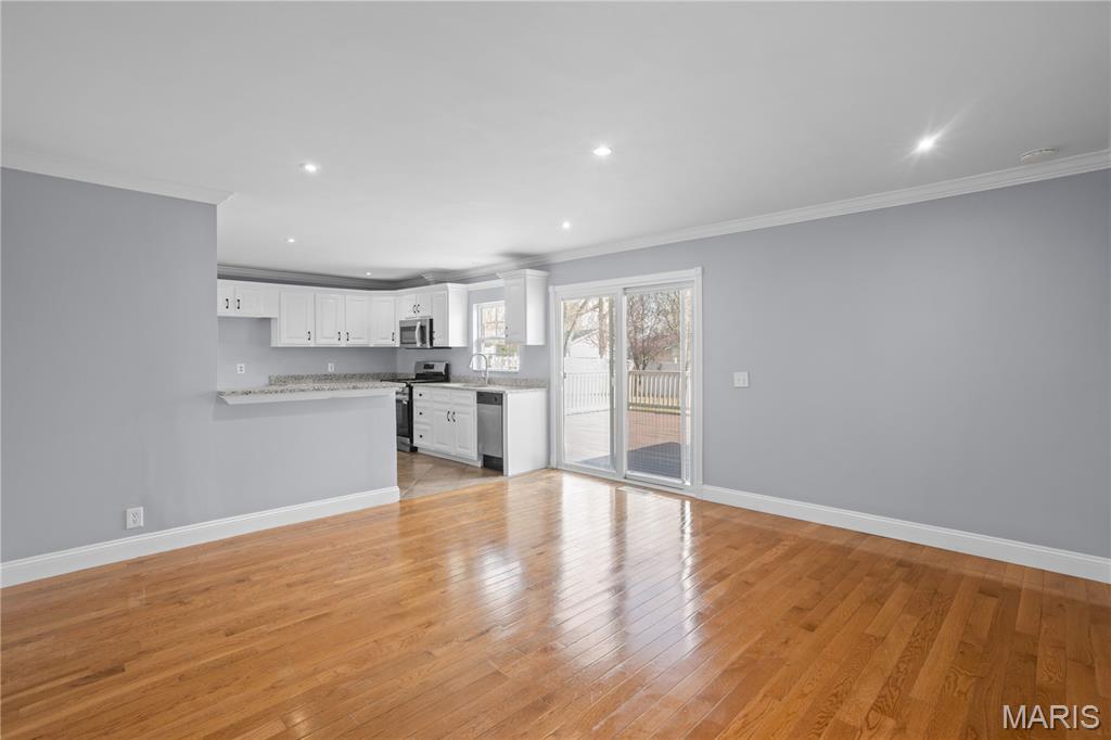 Mayer Wedgwood Green Pheasant Run - Residential