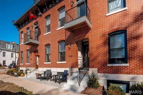Photo of 1925 Pestalozzi Street, St Louis, MO 63118 (MLS # 25073437)