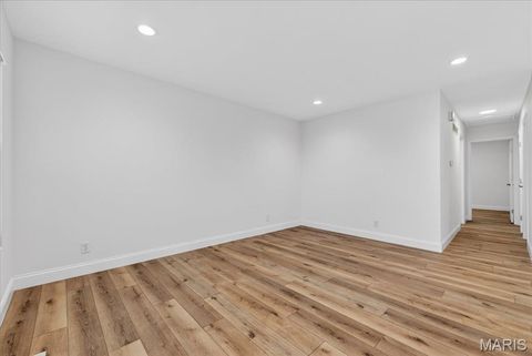 Tiny photo for 401 Meacham Street, Kirkwood, MO 63122 (MLS # 26023879)