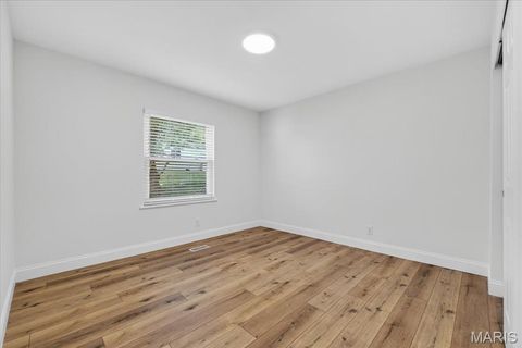 Tiny photo for 401 Meacham Street, Kirkwood, MO 63122 (MLS # 26023879)