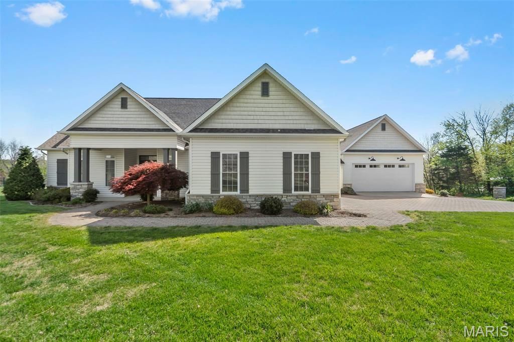 Photo of 124 Quarterback Ridge, Jackson, MO 63755 (MLS # 26022759)