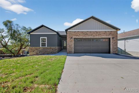 208 E 6th Street Washington MO 63090