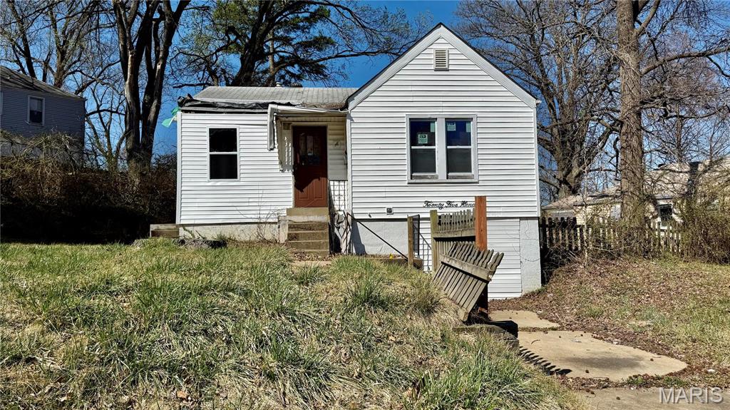 Jennings, Missouri 63136, United States, 2 Bedrooms Bedrooms, ,1 BathroomBathrooms,Residential,Active,91860 Jennings, Missouri 63136, United States, 2 Bedrooms Bedrooms, ,1 BathroomBathrooms,Residential,Active,91860