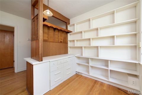 Tiny photo for 111 Royal Avenue, St Louis, MO 63135 (MLS # 26030608)
