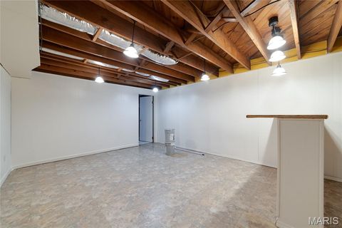 Tiny photo for 111 Royal Avenue, St Louis, MO 63135 (MLS # 26030608)
