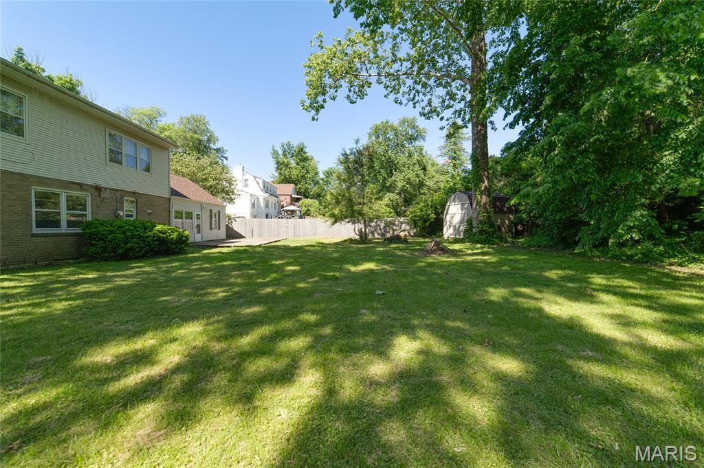 Royal Place - Residential