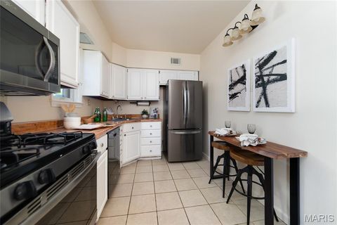 Tiny photo for 111 Royal Avenue, St Louis, MO 63135 (MLS # 26030608)