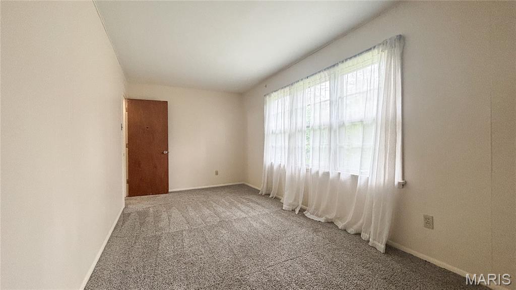 Royal Place - Residential