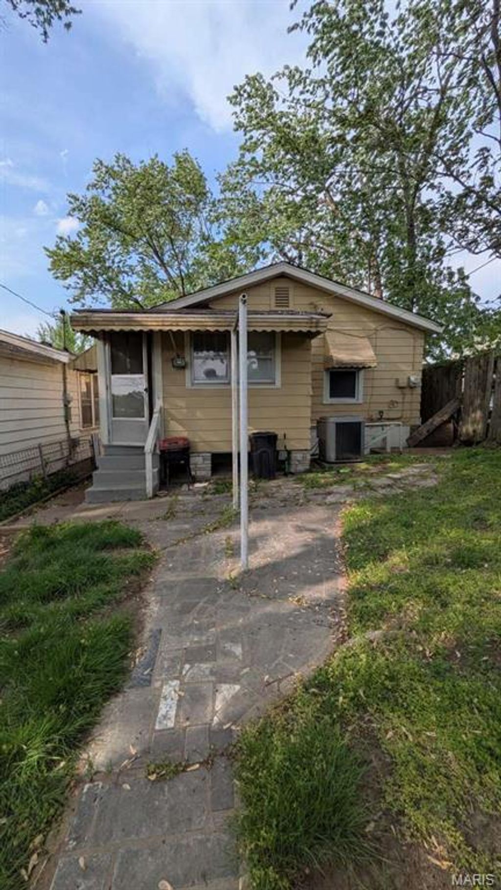 Photo of 4820 Potomac Anex, St Louis, MO 63116 (MLS # 26023918)