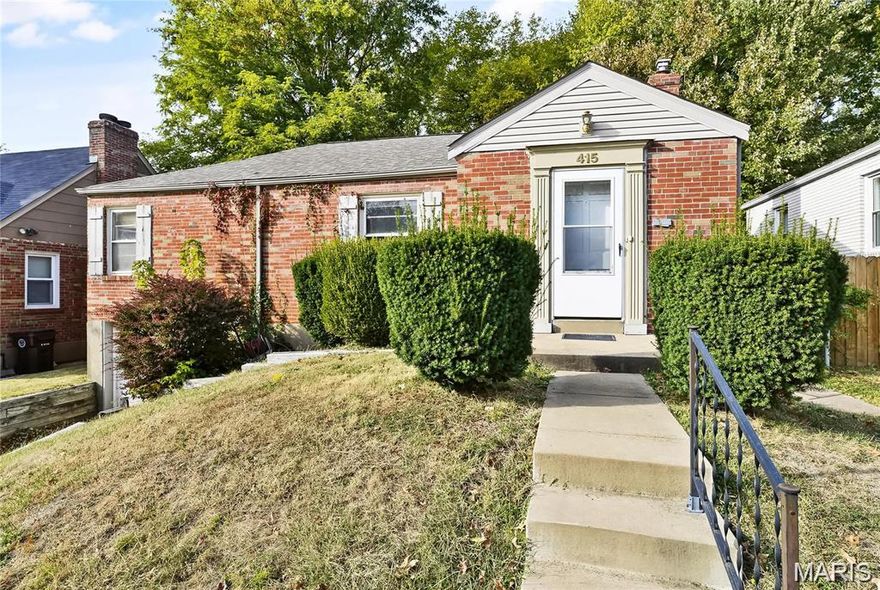 Experience comfortable living in this charming 2-bedroom, 2 bath brick home located in Ferguson, Missouri. Featuring 2 bedrooms, 2 bathrooms, and an inviting living area, this property offers plenty of room to relax and entertain. Enjoy a well-maintained yard and convenient access to local shopping, parks, and dining. Don't miss your chance to call this beautiful home yours—schedule a tour today!