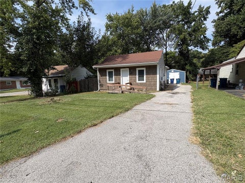 Photo of 159 Connolly Drive, Hazelwood, MO 63135 (MLS # 26059931)