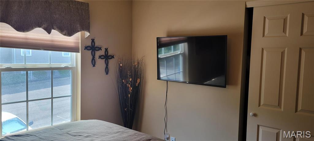 Arbor Creek Condo Two - Residential Lease