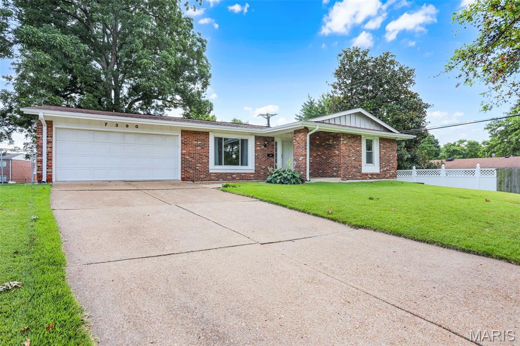 7390 Town And Country Place