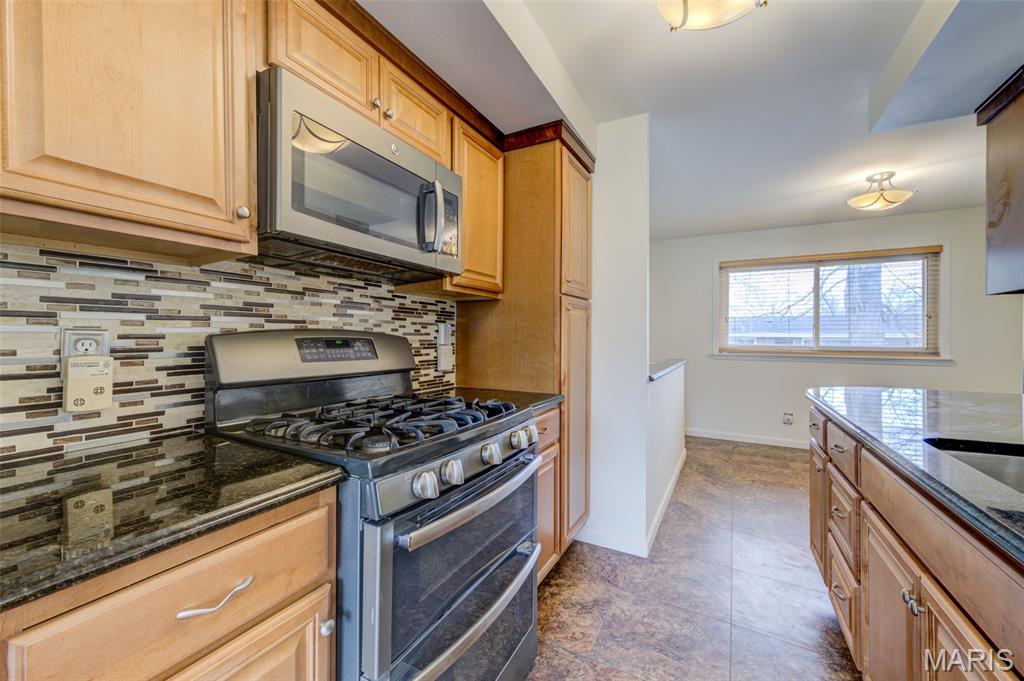 Hathaway Manor 8 - Residential