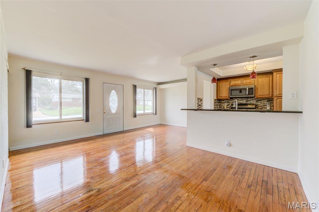 Hathaway Manor 8 - Residential