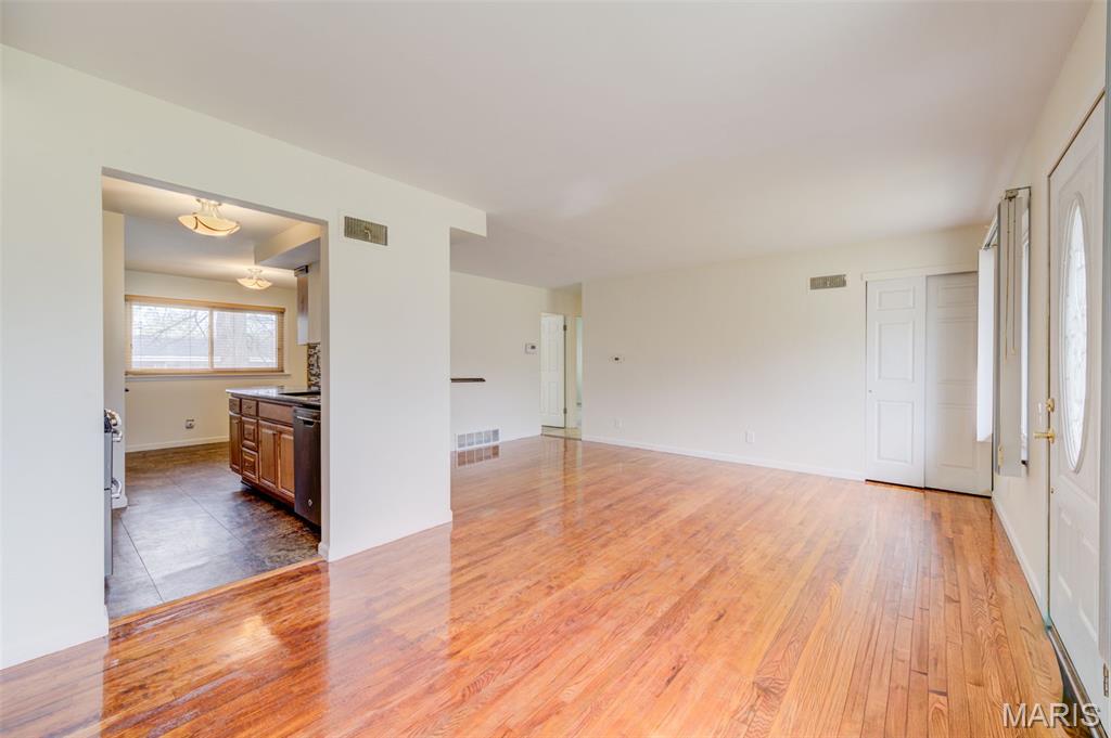 Hathaway Manor 8 - Residential