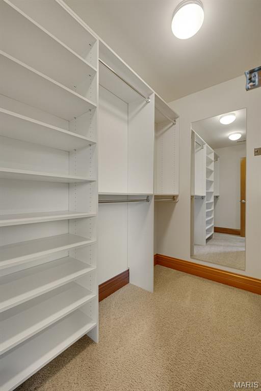 Edward Weidlich Estate - Residential